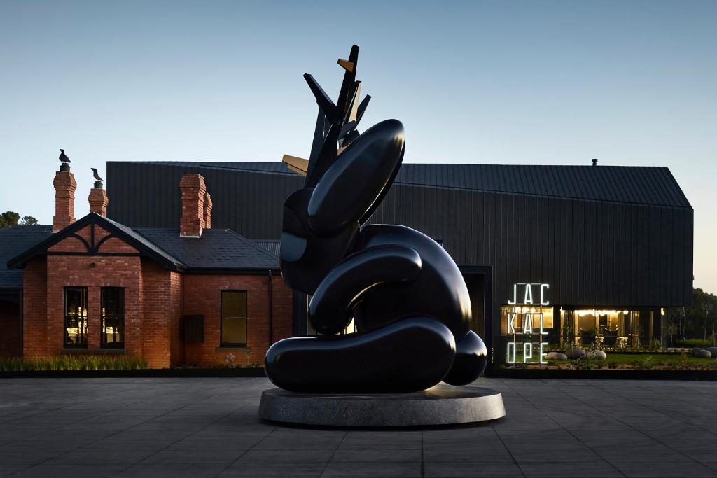 Jackalope Hotel