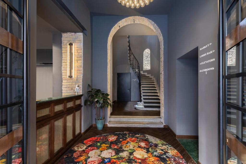 Gallery 7