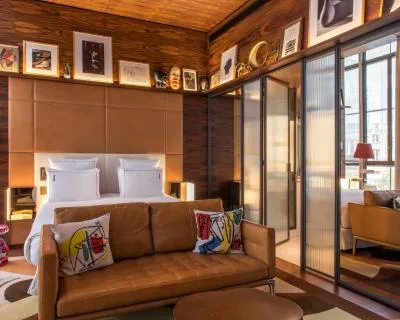 Gallery 15