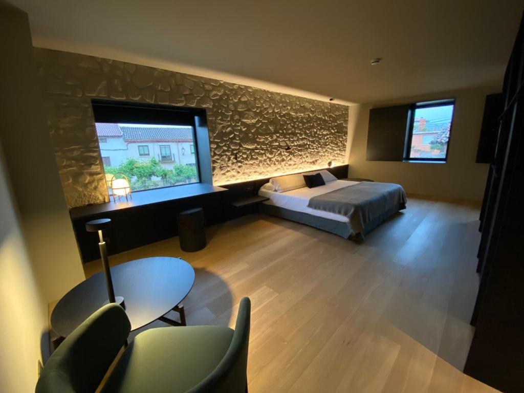 Gallery 11