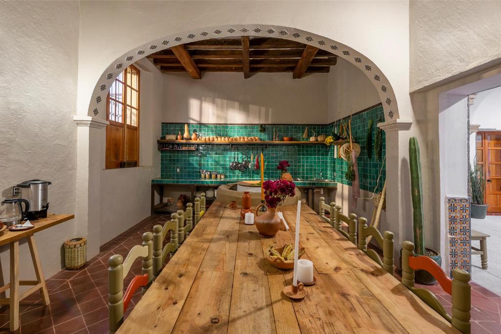 Gallery 12