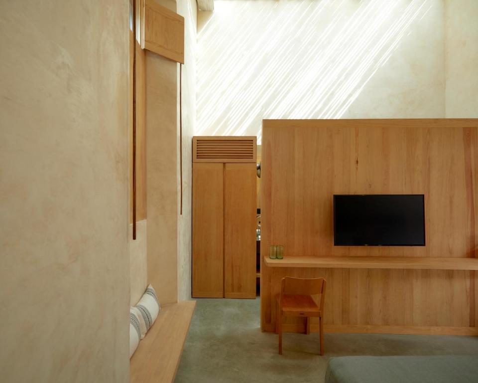 Gallery 4