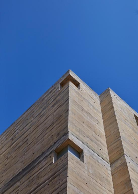 Gallery 16