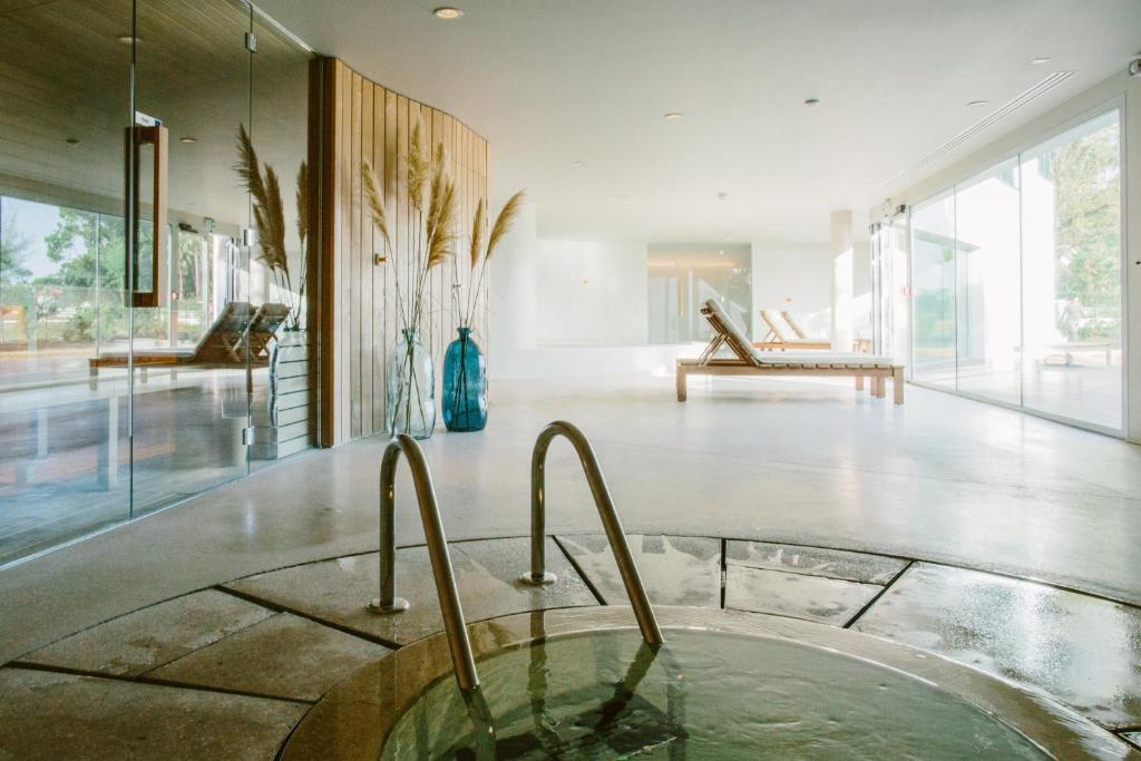 Gallery 4